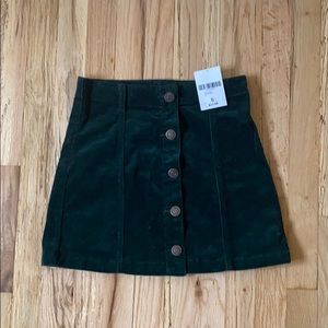 F21 | Hunter Green Corduroy Skirt - S - NWT